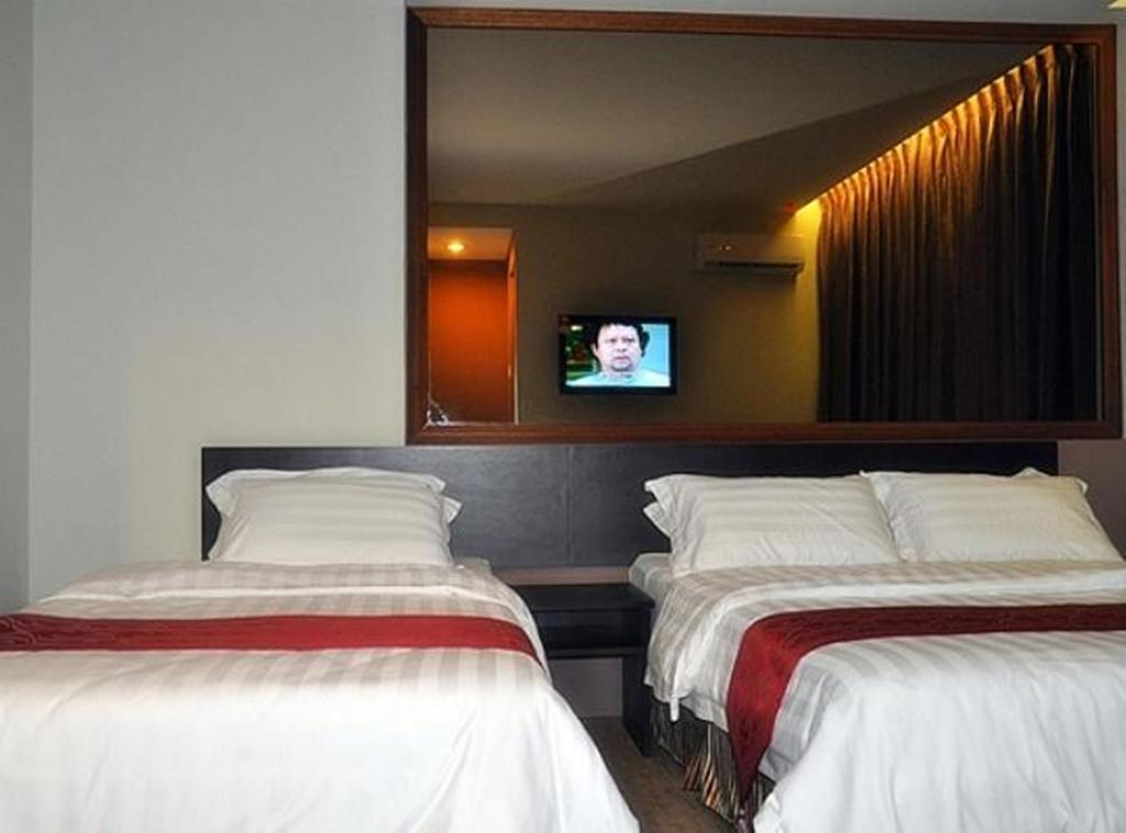 Goldenhill Hotel Kota Kinabalu Kamer foto