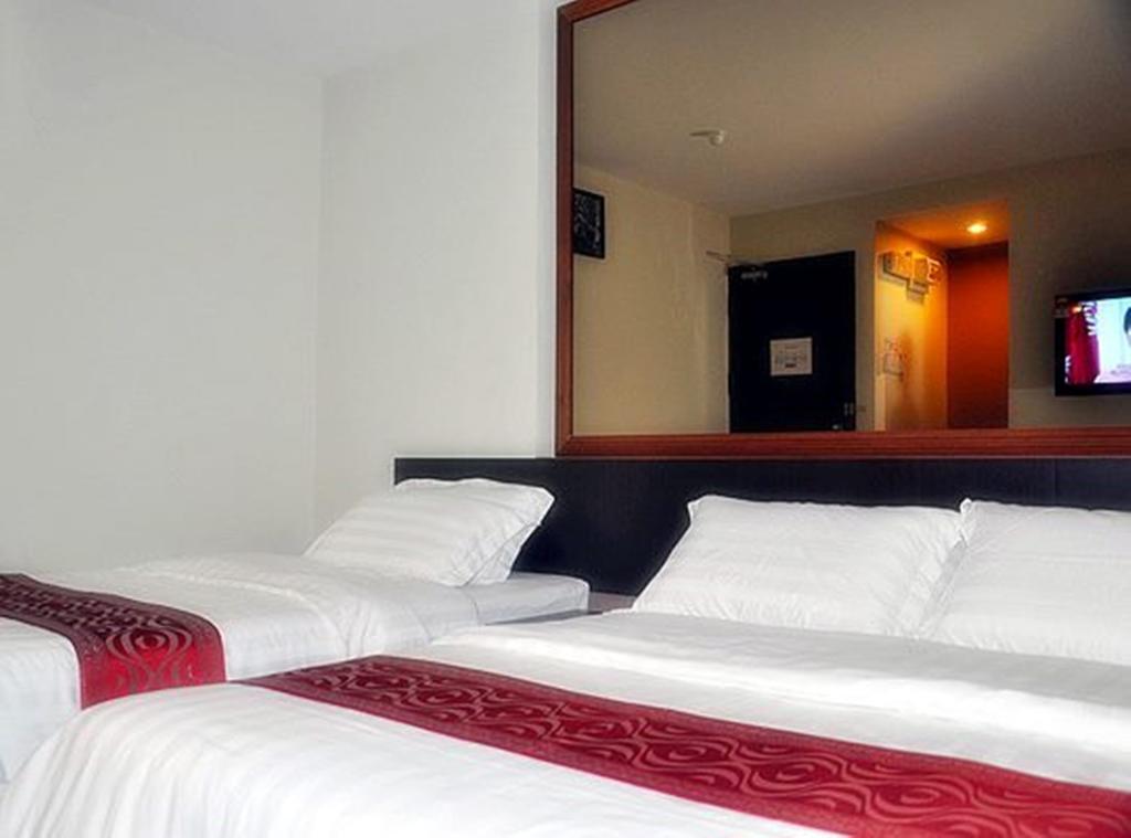 Goldenhill Hotel Kota Kinabalu Kamer foto