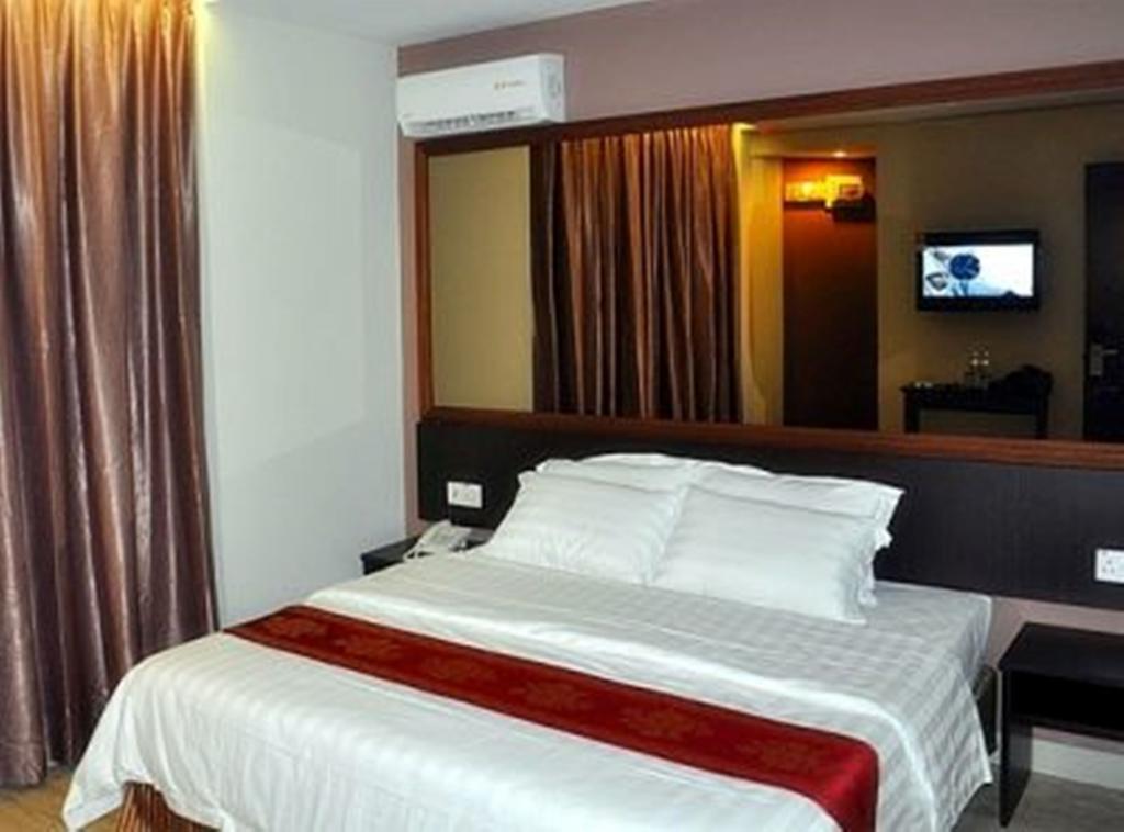 Goldenhill Hotel Kota Kinabalu Kamer foto