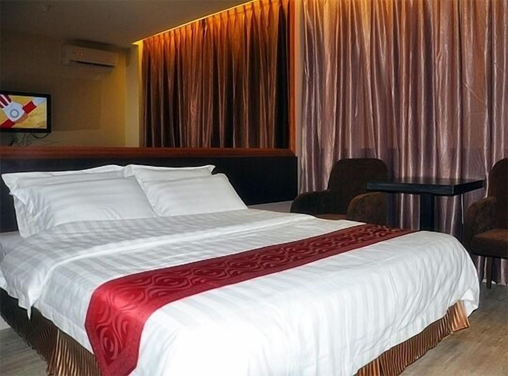 Goldenhill Hotel Kota Kinabalu Buitenkant foto