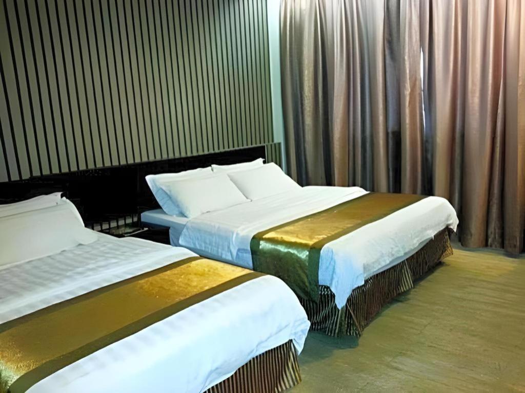 Goldenhill Hotel Kota Kinabalu Buitenkant foto