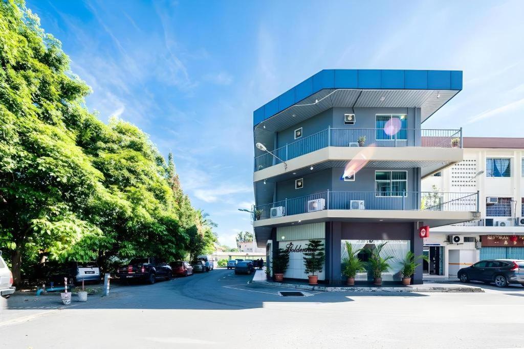 Goldenhill Hotel Kota Kinabalu Buitenkant foto