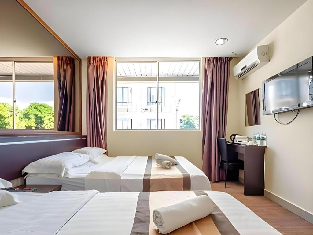 Goldenhill Hotel Kota Kinabalu Buitenkant foto