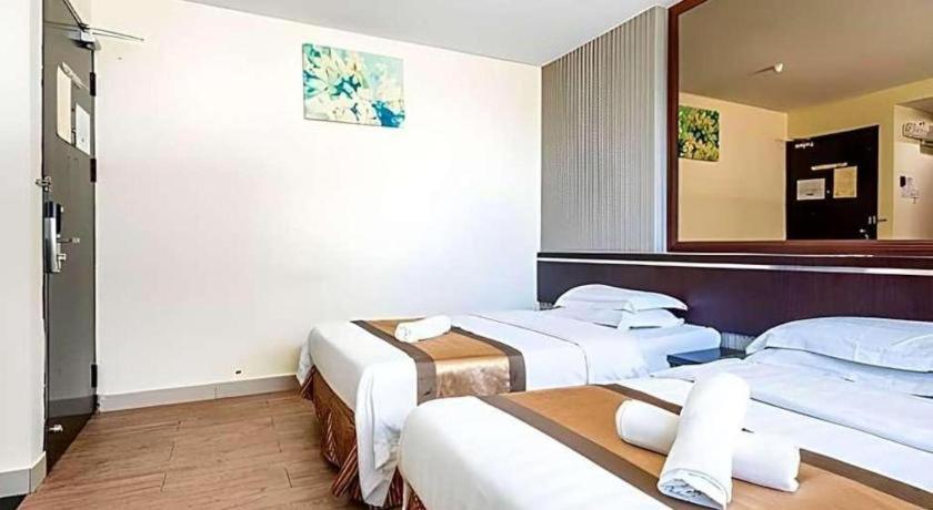 Goldenhill Hotel Kota Kinabalu Buitenkant foto